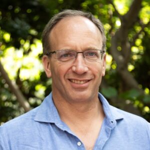 Gabriel Kahn